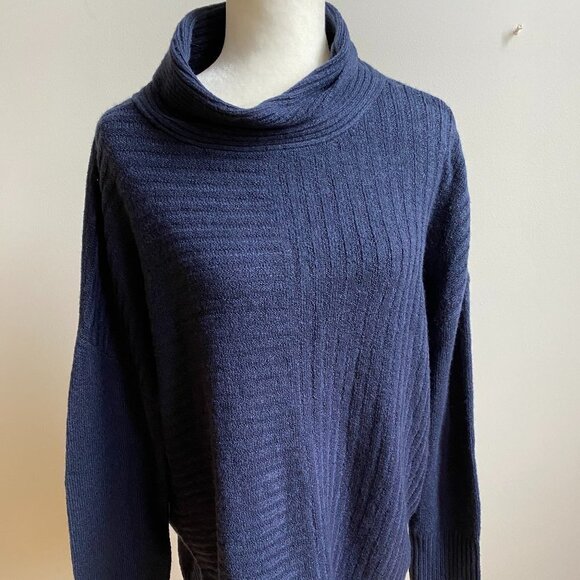 COMO Vintage Women BNWT Navy Blue Knit Sweater New Sz Large Turtleneck - Picture 1 of 6
